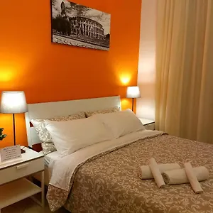 *** Casa de hóspedes Amoraroma, Economy With Shared Bathrooms Itália