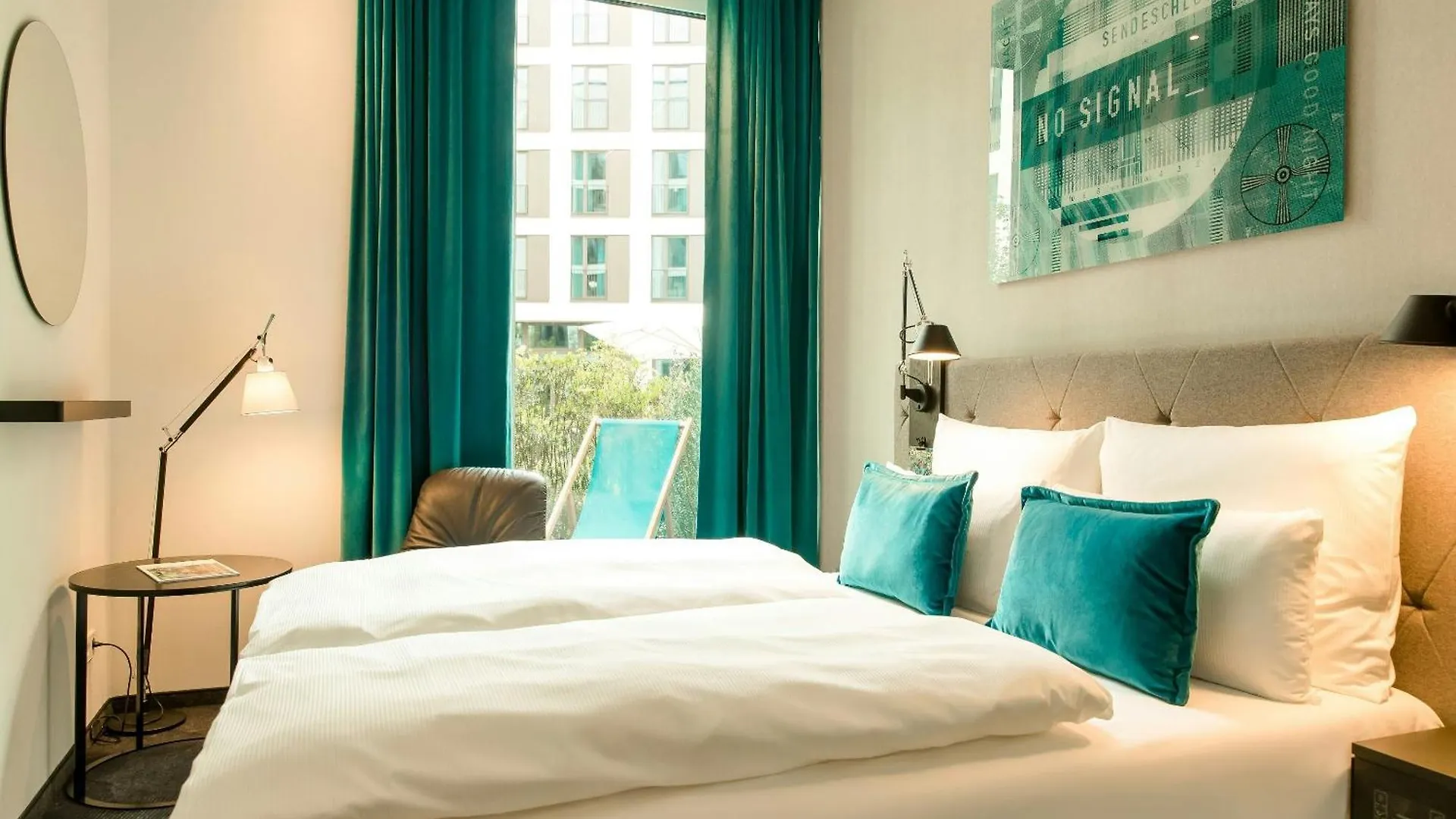 Motel One Koeln-Messe 3*, Кёльн
