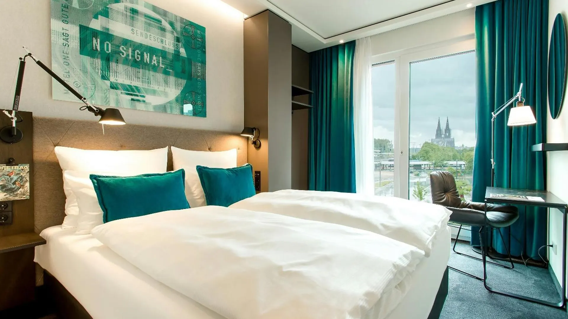 Отель Motel One Koeln-Messe
